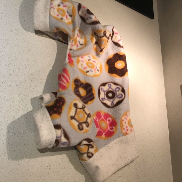 *SOLD* Doggy pjs - Picture 2 of 3